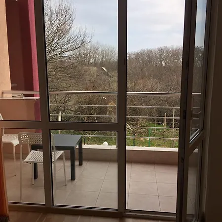 Akrotiria Apartment