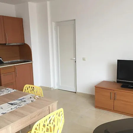 Akrotiria Apartment *